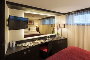 Avalon Deluxe Stateroom